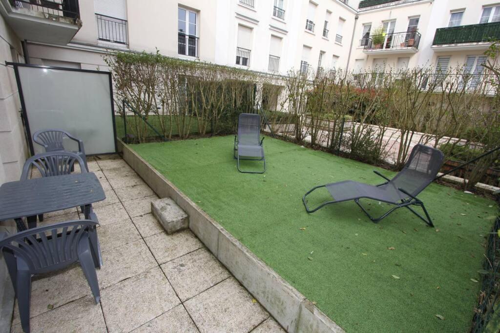 Sloan Square Apartment Bmyguest Serris Luaran gambar