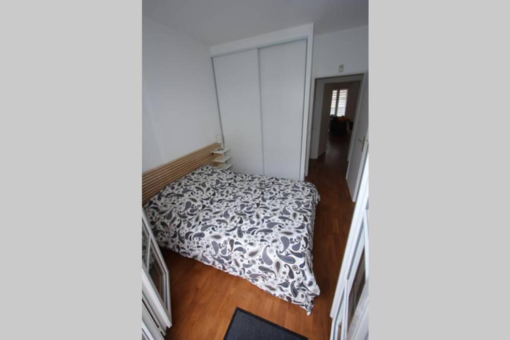 Sloan Square Apartment Bmyguest Serris Luaran gambar