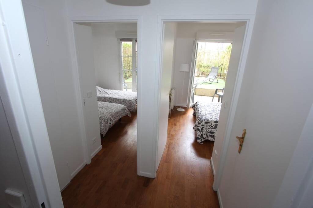 Sloan Square Apartment Bmyguest Serris Luaran gambar
